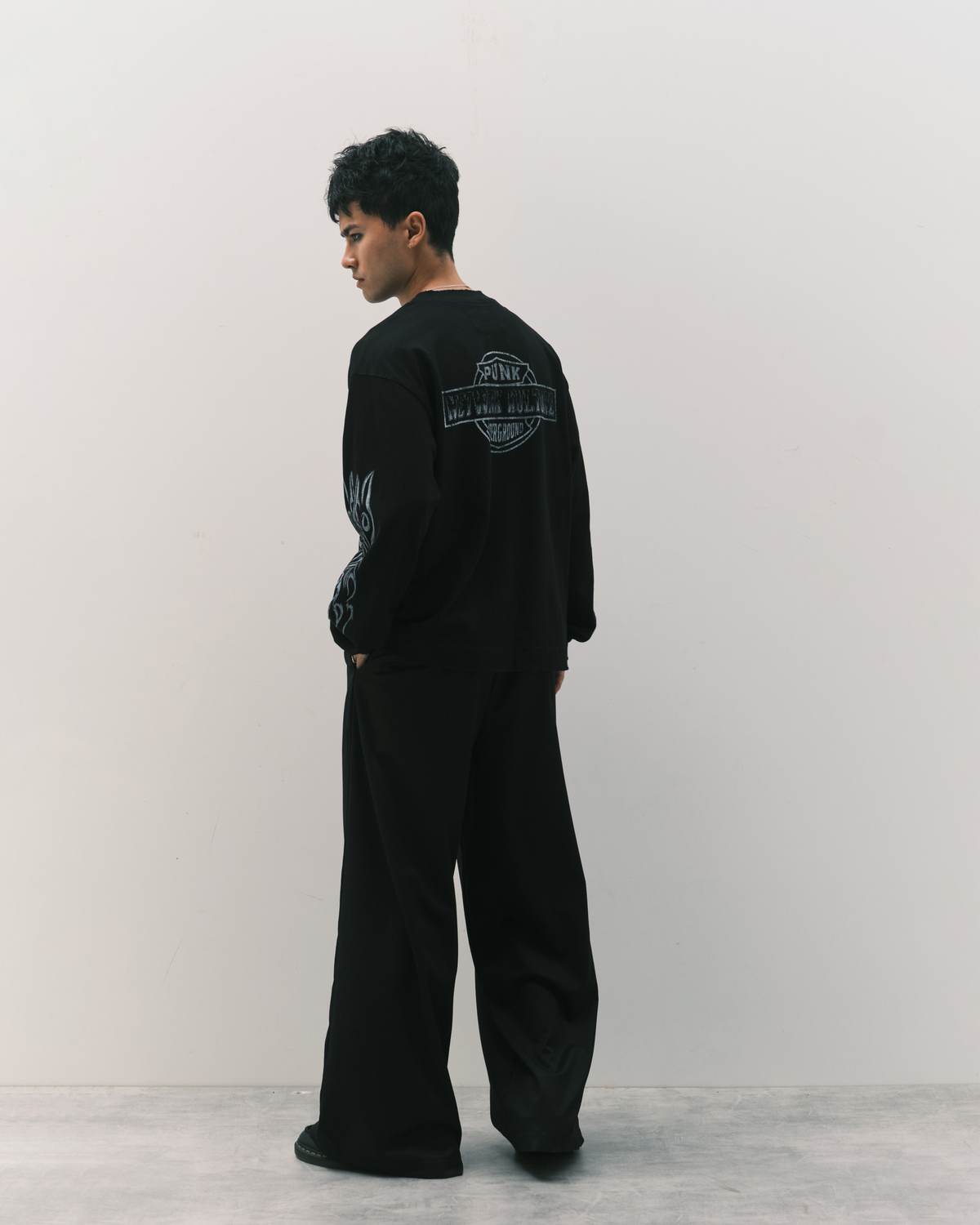 HATE MACHINE LONGSLEEVE