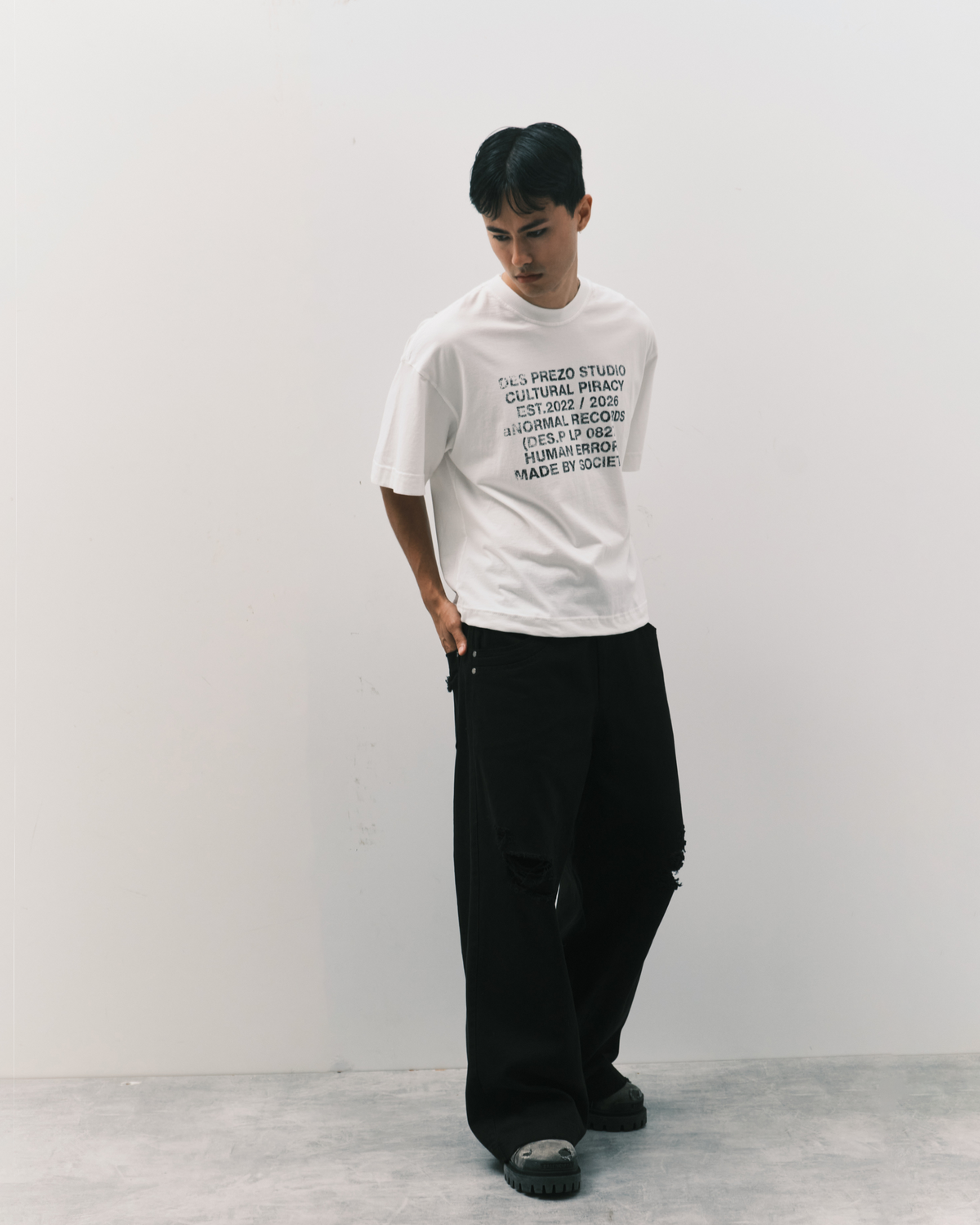 "02" DP STAFF TEE