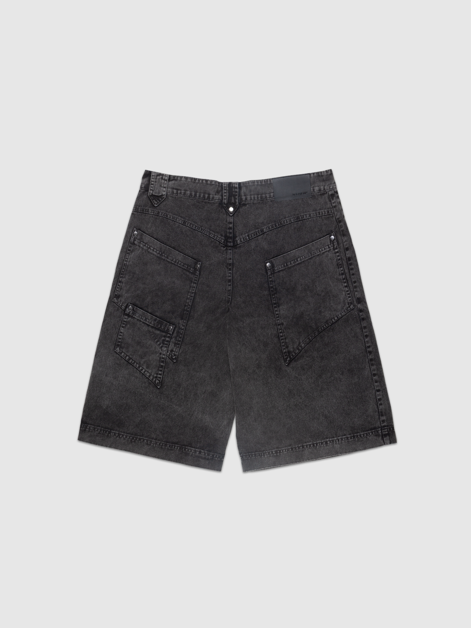 OG RAVER Stoned Shorts — Bermuda jeans preta com lavagem stone wash e bolsos utilitários — Des Prezo Studio
