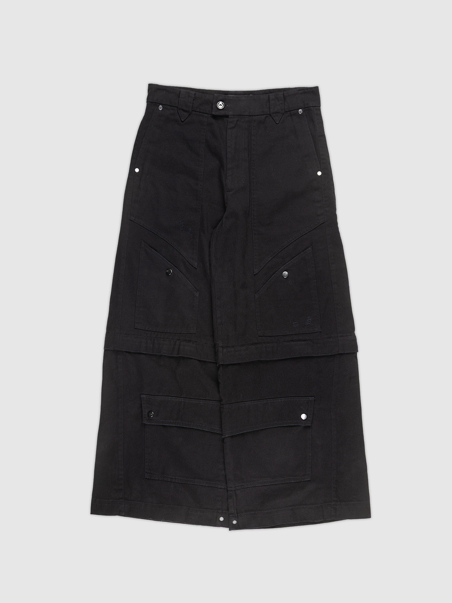 OG RAVER 2IN1 PANTS — Black cargo pants convertible into shorts with multiple pockets | Calça cargo preta 2-em-1 com múltiplos bolsos, conversível em bermuda — Des Prezo Studio