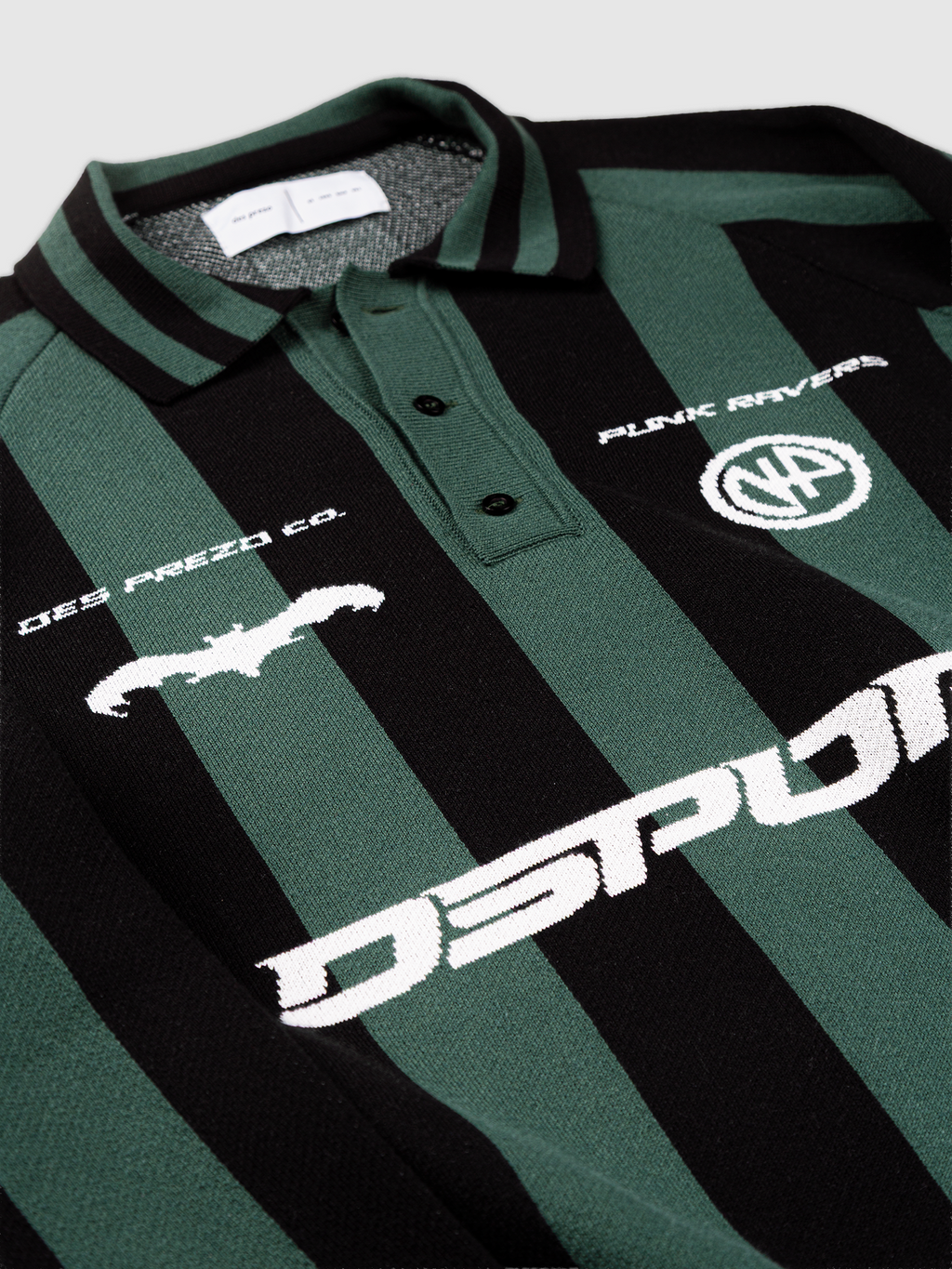 Undrgrnd Addcts Knit — Green and black striped jacquard jersey with front graphics | Suéter jacquard de malha listrado verde e preto com gráficos frontais — Des Prezo Studio