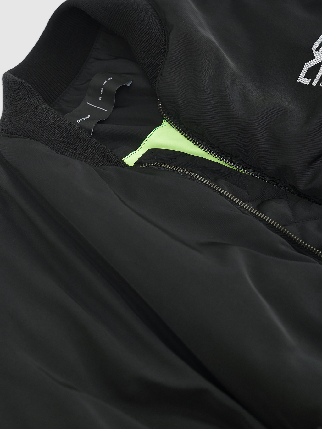 DES.P SEKURIT LAB BOMBER
