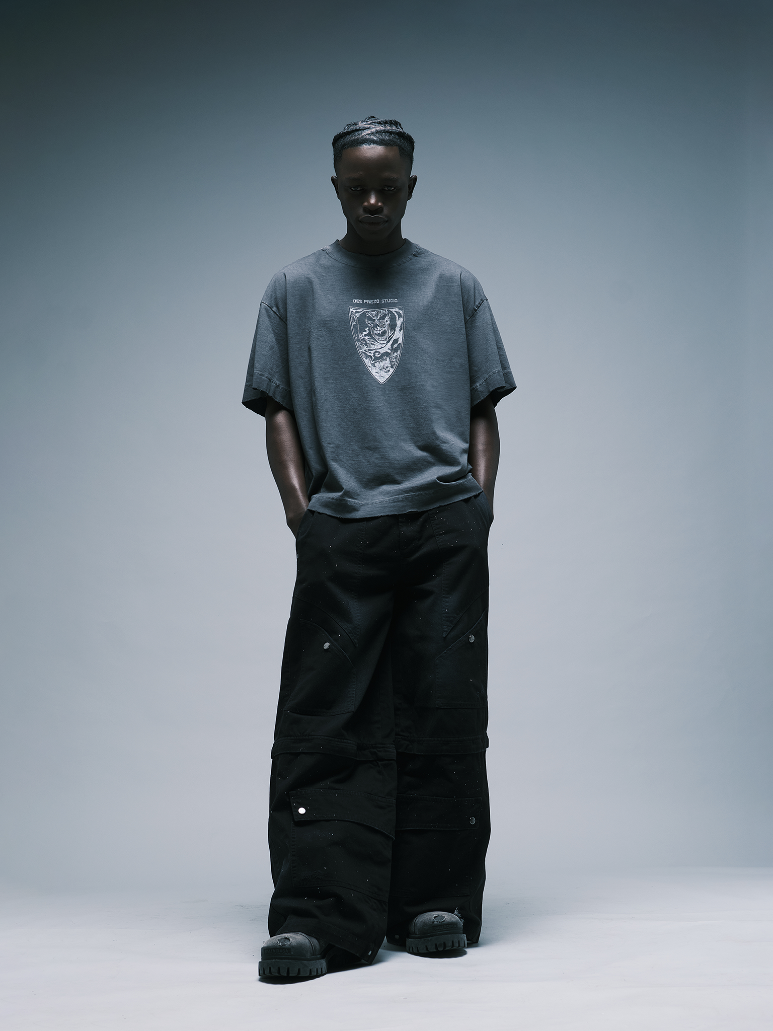 STUCK IN YOUR DREAMS TEE